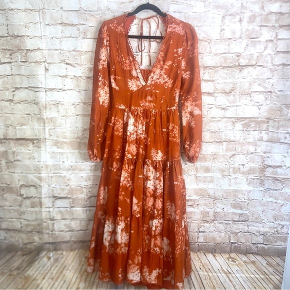 Lulu’s Striking Impression Orange Floral Print Tiered Midi Dress Size Medium NWT - Picture 3 of 7